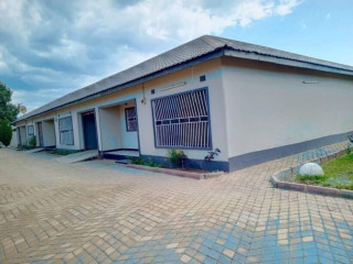 2-bedroom-flat-for-rent-in-libala-south