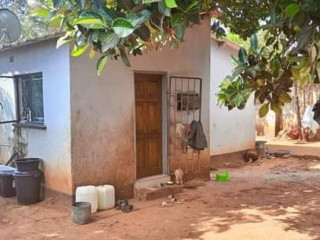 3-bedroom-flat-for-sale-in-chilenje