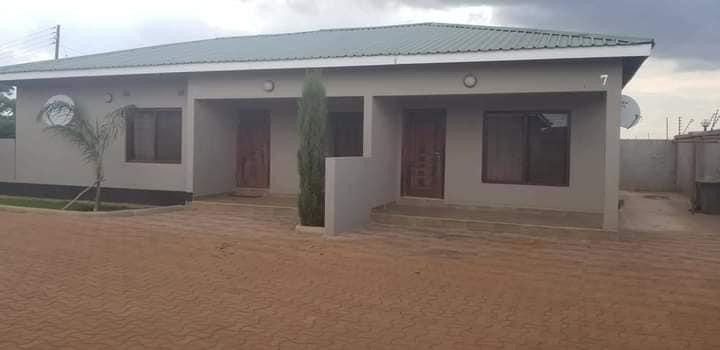 2-bedroom-flat-for-rent-in-chalala-big-5