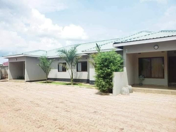 2-bedroom-flat-for-rent-in-chalala-big-1