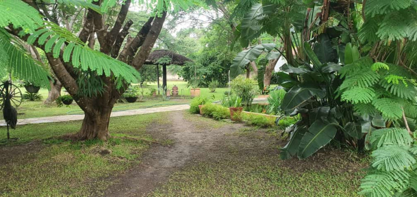 property-for-sale-in-makeni-big-8