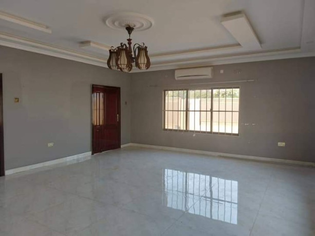 3-bedroom-house-for-sale-in-lilayi-estates-big-1