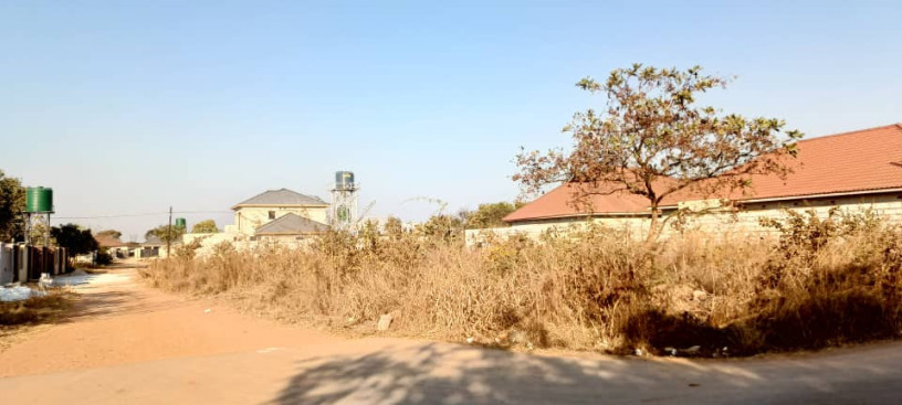 prime-land-for-sale-in-ibex-meanwood-big-2