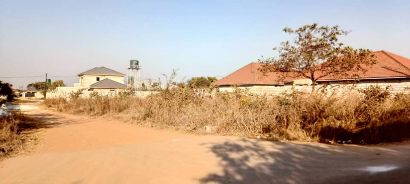 prime-land-for-sale-in-ibex-meanwood-big-0