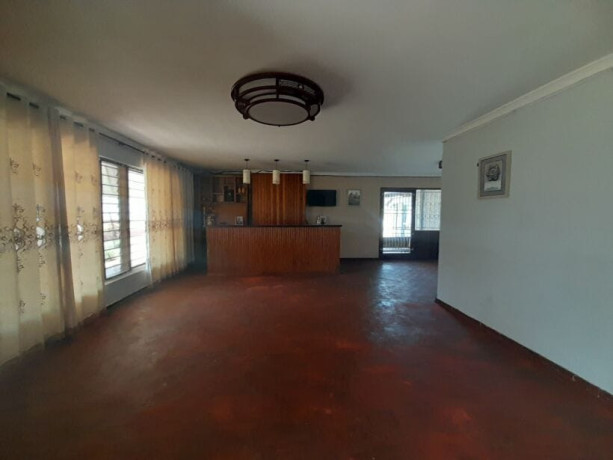 commercial-property-for-sale-in-roma-big-3