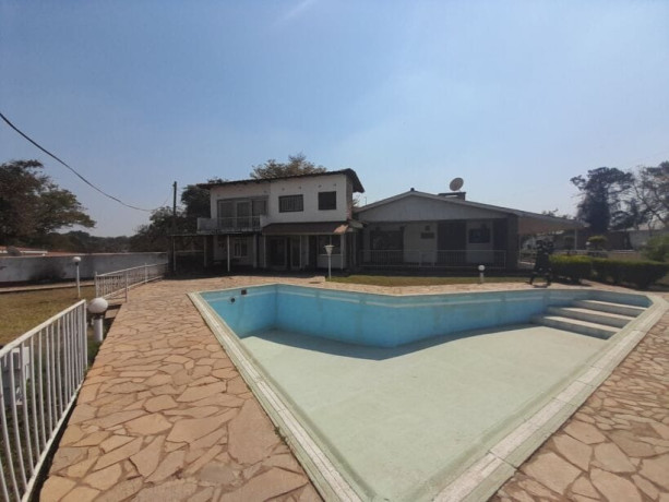 commercial-property-for-sale-in-roma-big-1