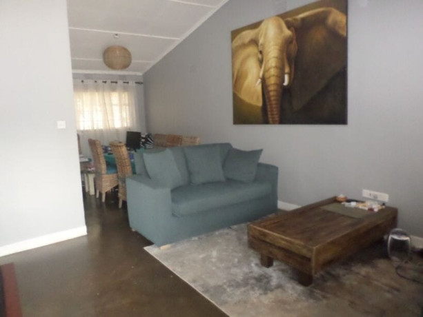 3-bedroom-house-for-sale-in-rhodespark-big-4