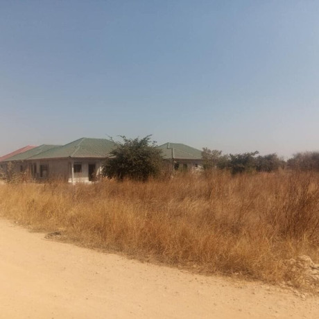20m-by-30m-plot-for-sale-in-chalala-big-3