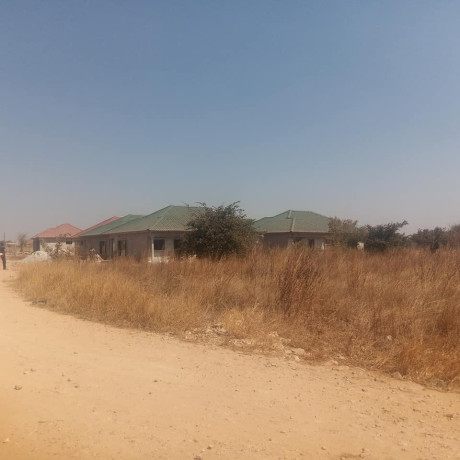 20m-by-30m-plot-for-sale-in-chalala-big-0