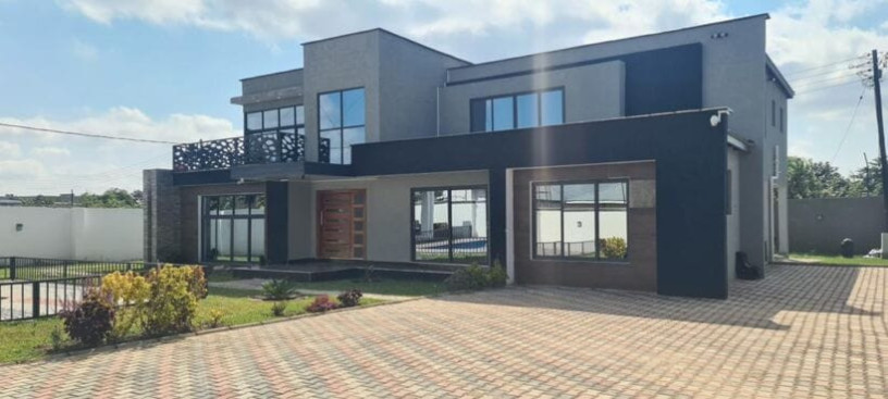 4-bedroom-house-for-sale-in-waterfalls-big-1