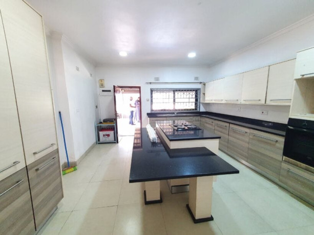 4-bedroom-house-for-sale-in-roma-big-6