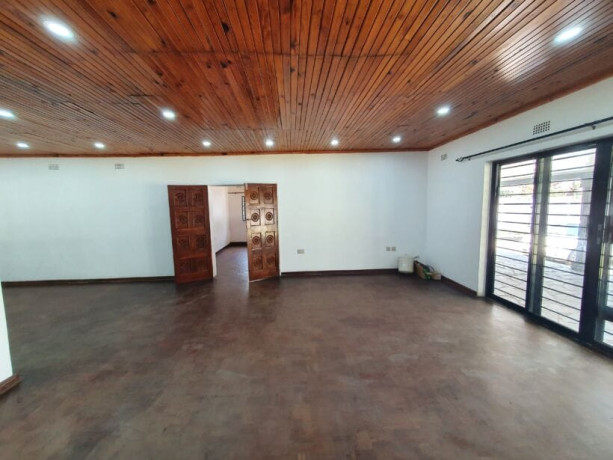 4-bedroom-house-for-sale-in-roma-big-8