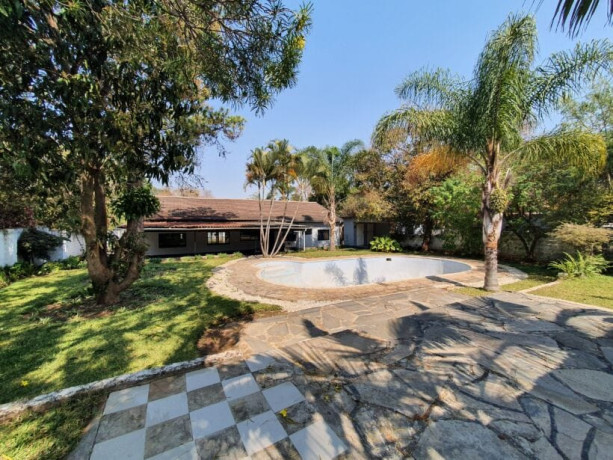 4-bedroom-house-for-sale-in-roma-big-1