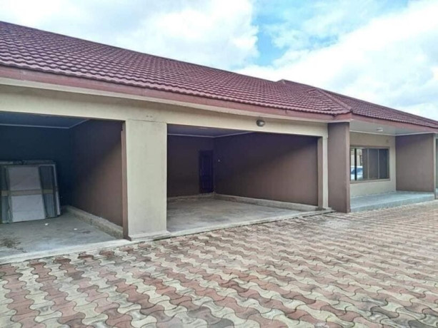 modern-2-and-4-bedroom-flats-for-rent-in-ibex-meanwood-big-6