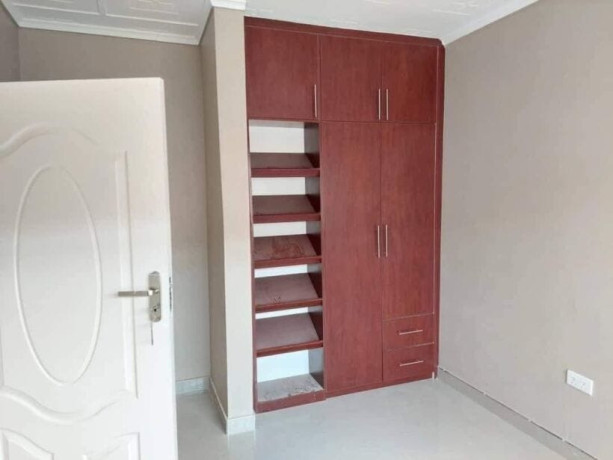 2-bedroom-flat-for-rent-in-chalala-big-7