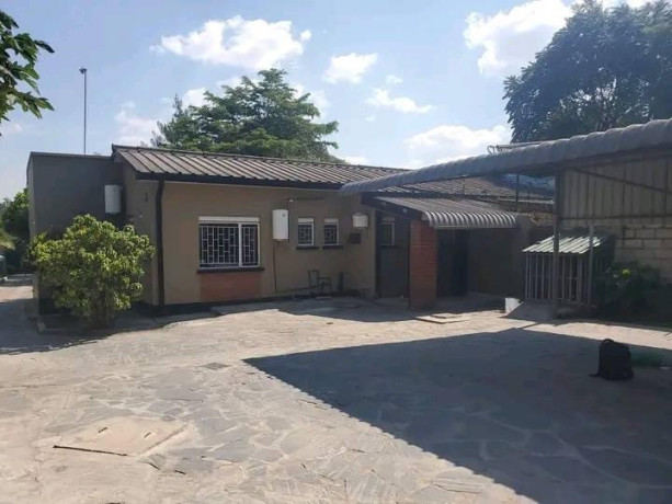 3-bedroom-house-for-rent-in-roma-big-0