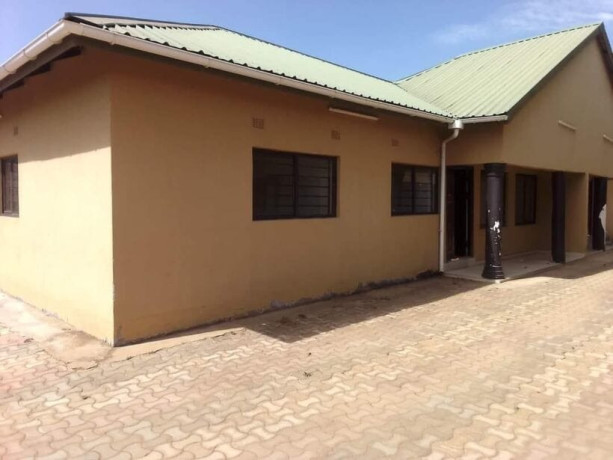 3-bedroom-flat-for-rent-in-libala-south-big-3