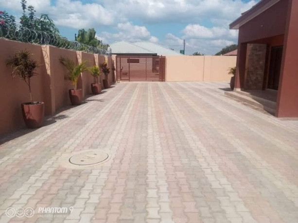 2-bedroom-flat-for-rent-in-chamba-valley-big-7