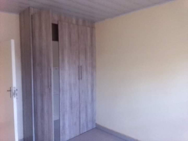 spacious-3-bedroom-flat-for-rent-in-libala-south-big-4