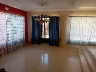 3-bedroom-flat-for-rent-in-libala-south