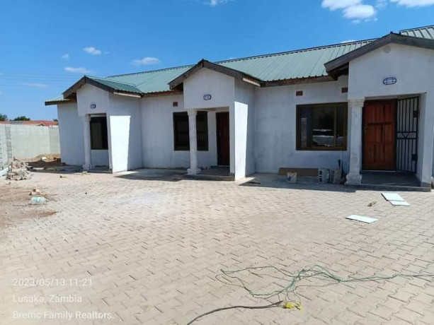 1-bedroom-flat-for-rent-in-woodlands-chalala-big-4