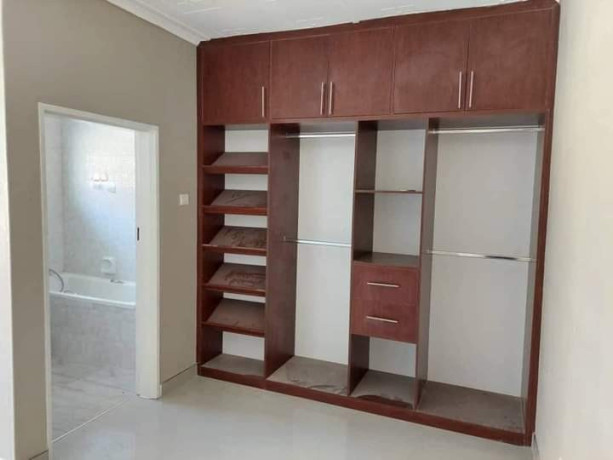 2-bedroom-flat-for-rent-in-chalala-big-7