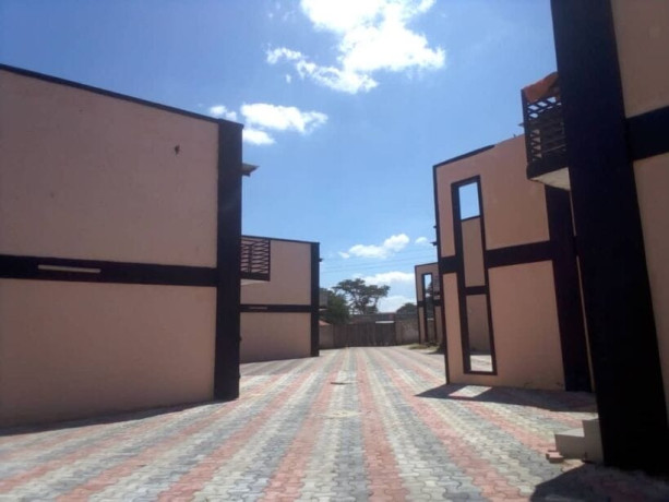 3-bedroom-flat-for-rent-in-makeni-big-0