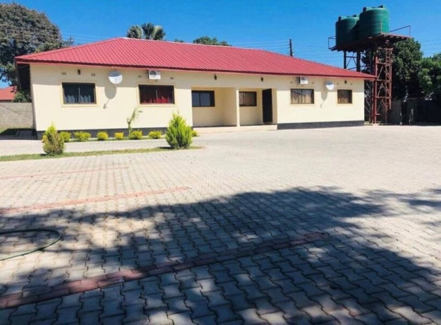 2-bedroom-flat-for-rent-in-ibex-hill-big-0