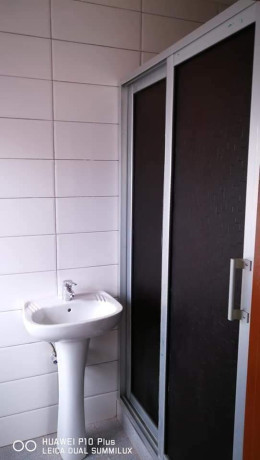 3-bedroom-flat-for-rent-in-chalala-big-4