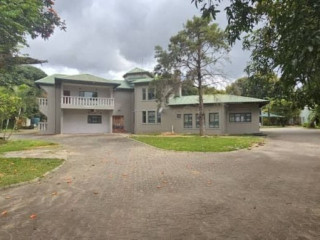 4-bedroom-house-for-rent-in-rhodespark