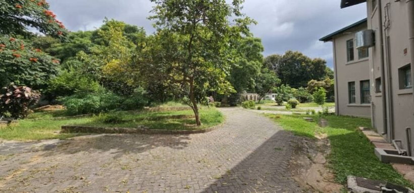 4-bedroom-house-for-rent-in-rhodespark-big-3