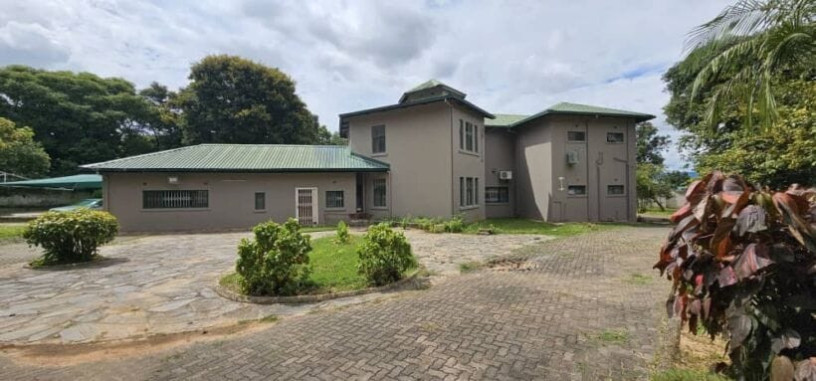 4-bedroom-house-for-rent-in-rhodespark-big-2