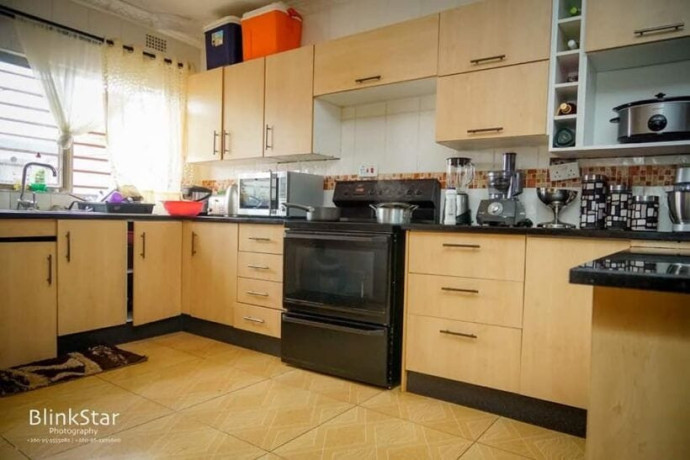 2-bedroom-house-for-rent-in-chamba-valley-big-1