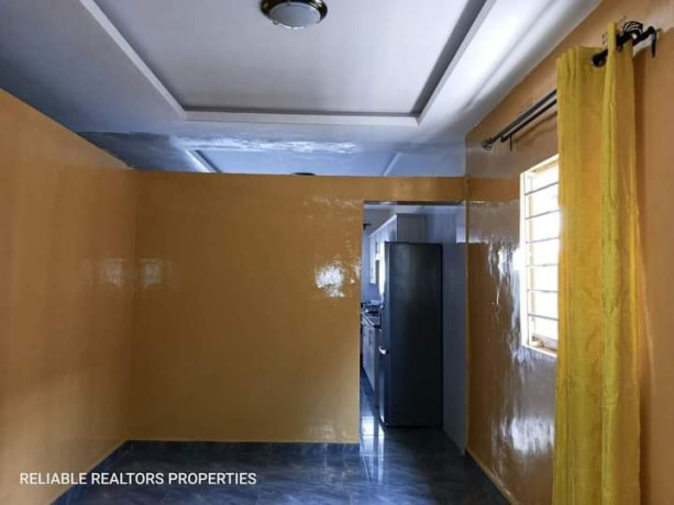 3-bedroom-flat-for-rent-in-chalala-big-4