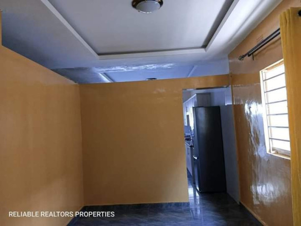 3-bedroom-flat-for-rent-in-chalala-big-3