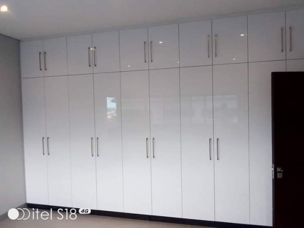 luxury-3-bedroom-apartment-for-rent-in-roma-park-big-3