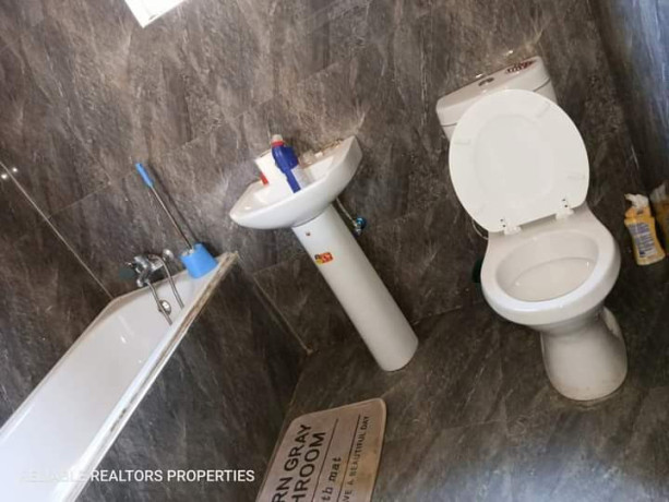 3-bedroom-flat-for-rent-in-chalala-big-0