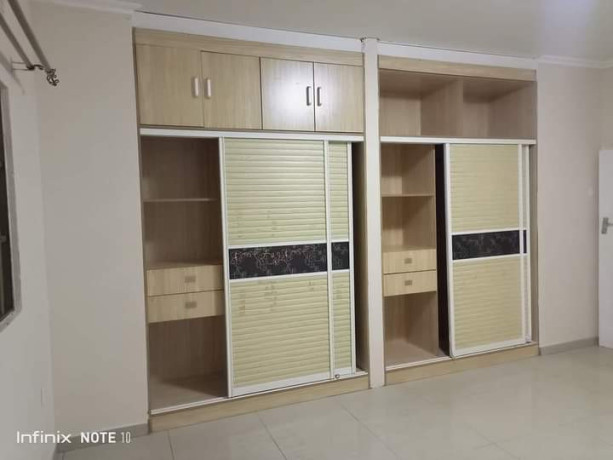 3-bedroom-flat-for-rent-in-chalala-big-5