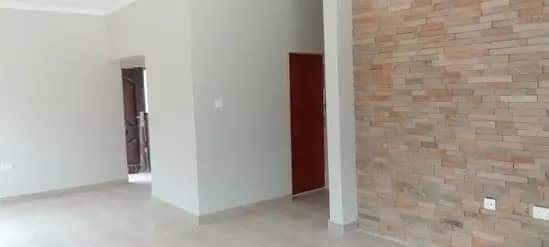 2-bedroom-flat-for-rent-in-meanwood-ibex-hill-big-0