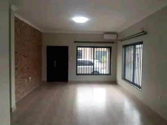 2-bedroom-flat-for-rent-in-meanwood-ibex-hill-big-6