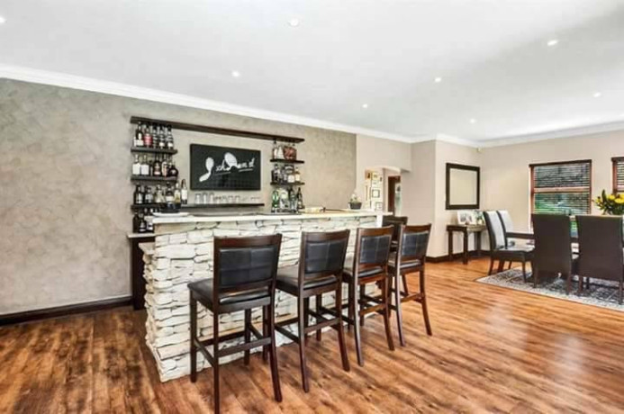 charming-cottage-with-original-features-big-7