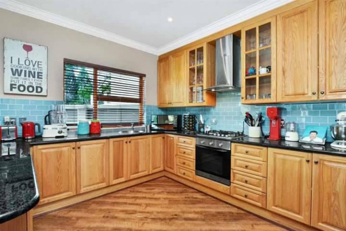 charming-cottage-with-original-features-big-9