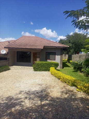 2-bedroom-flat-for-rent-in-roma-park-big-2