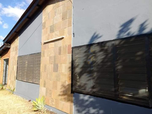 3-bedroom-flat-for-rent-in-chilenje-big-5