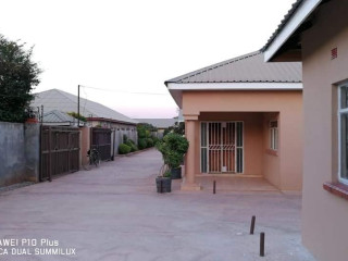 3-bedroom-flat-for-rent-in-chalala