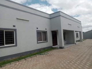 3-bedroom-flat-for-rent-in-lilayi