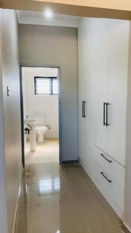 3-bedroom-house-for-rent-in-ibex-hill-big-5