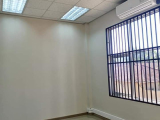 office-space-for-rent-in-rhodes-park