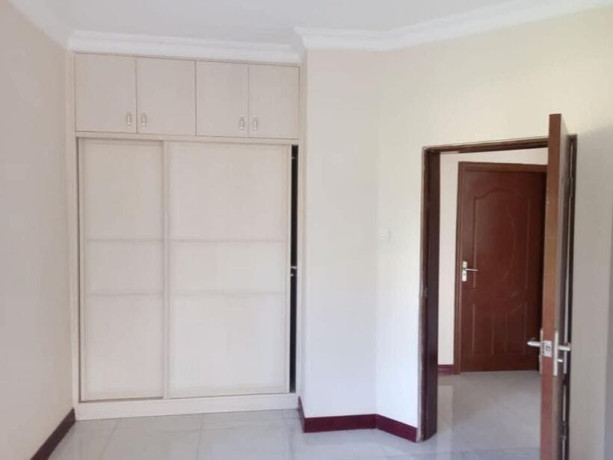 3-bedroom-house-for-rent-in-woodlands-big-5