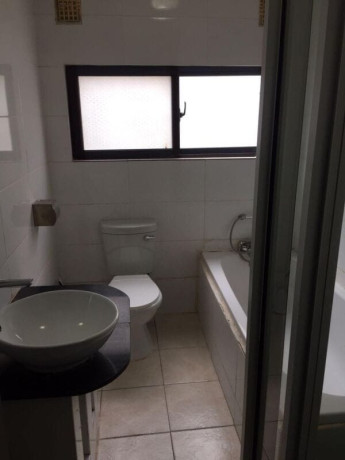 3-bedroom-flat-for-rent-in-kabulonga-big-5